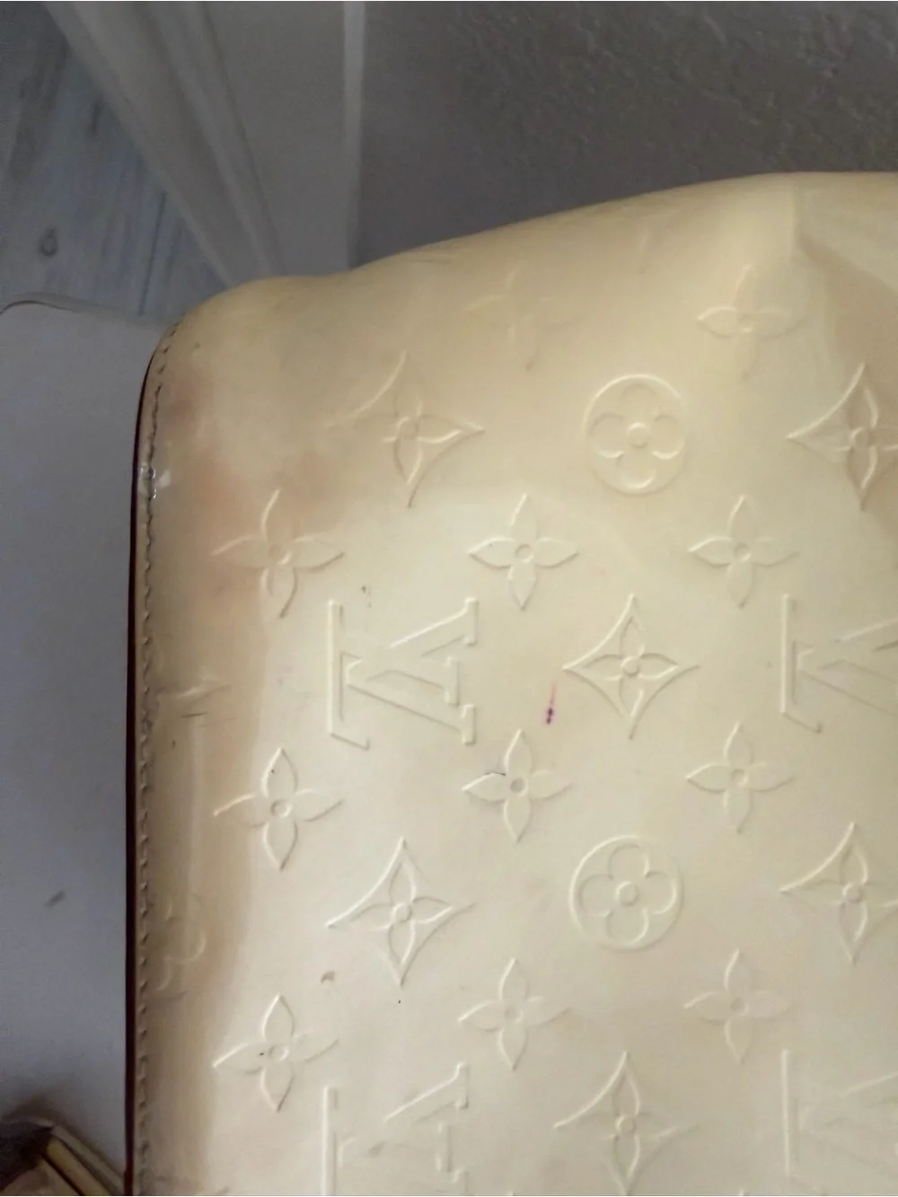 Louis Vuitton Vernis Cream Patent Leather Tote with Wallet